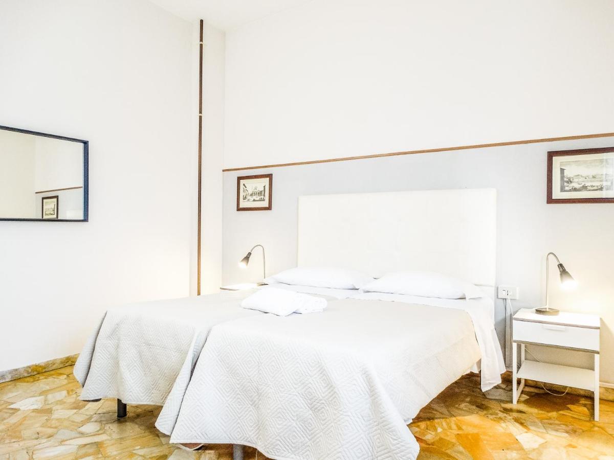 Iris Florentina Firenze Esterno foto